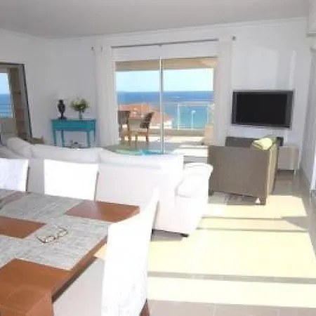 Stunning Three Bedroom On Seafront In With Panoramic Sea Views 399 *